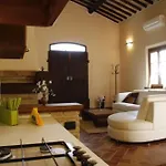 Camelia Villa Cortona